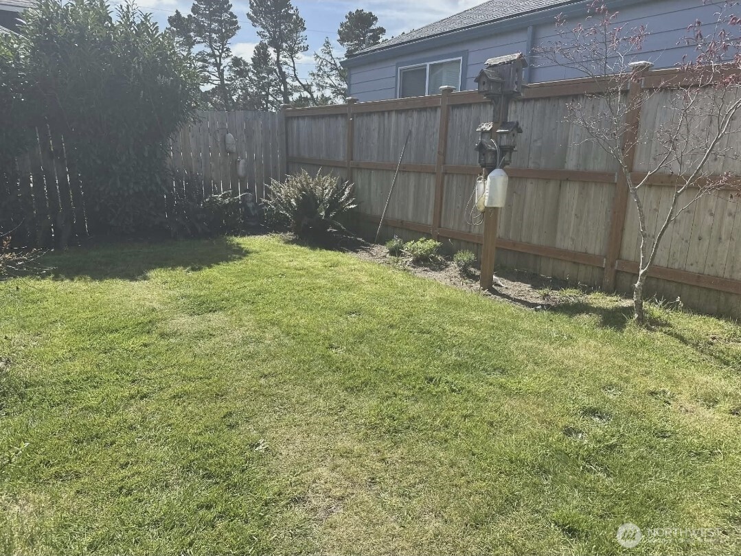 1911 Ocean Beach Boulevard S Long Beach WA 98631