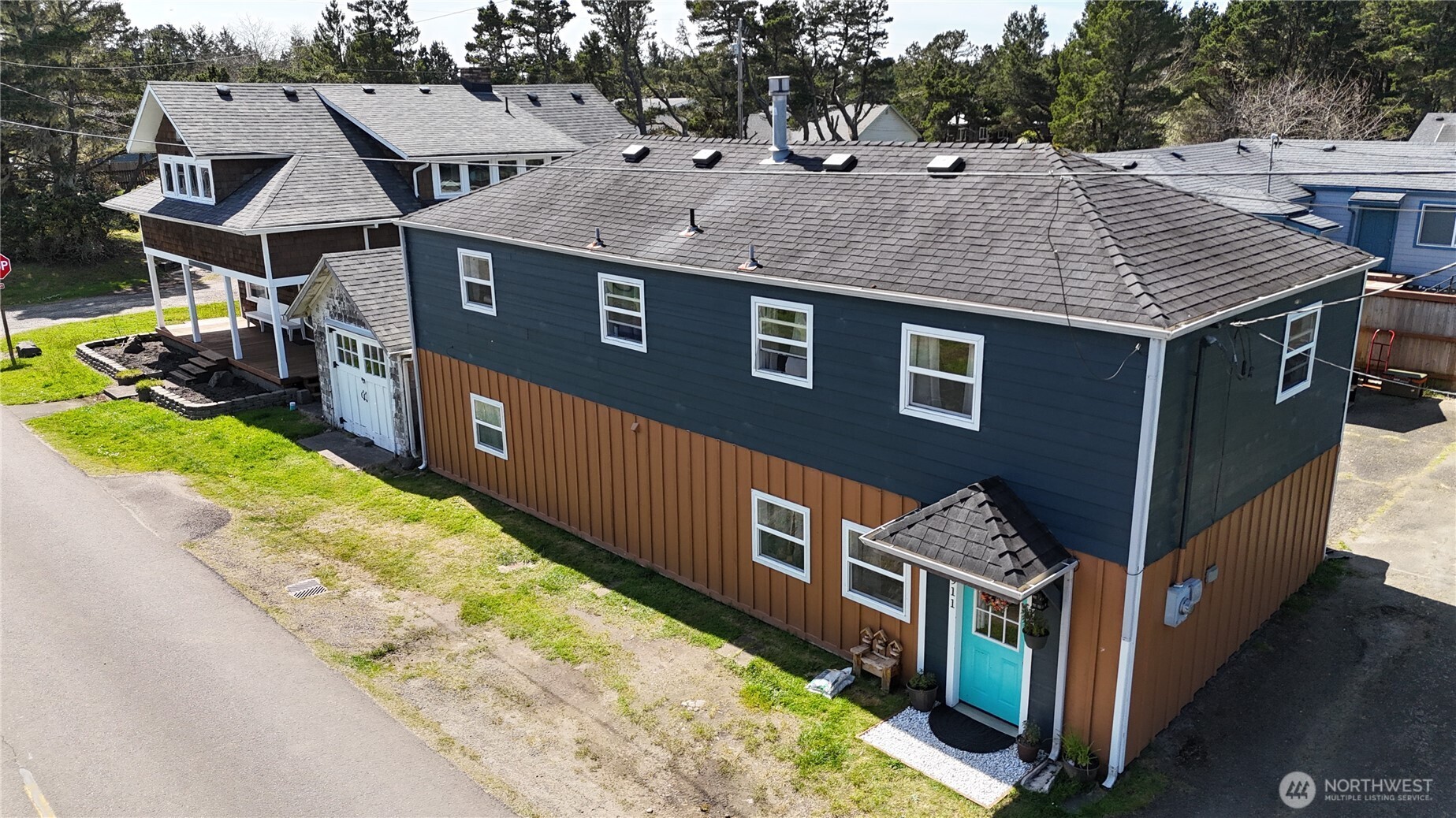 1911 Ocean Beach Boulevard S Long Beach WA 98631