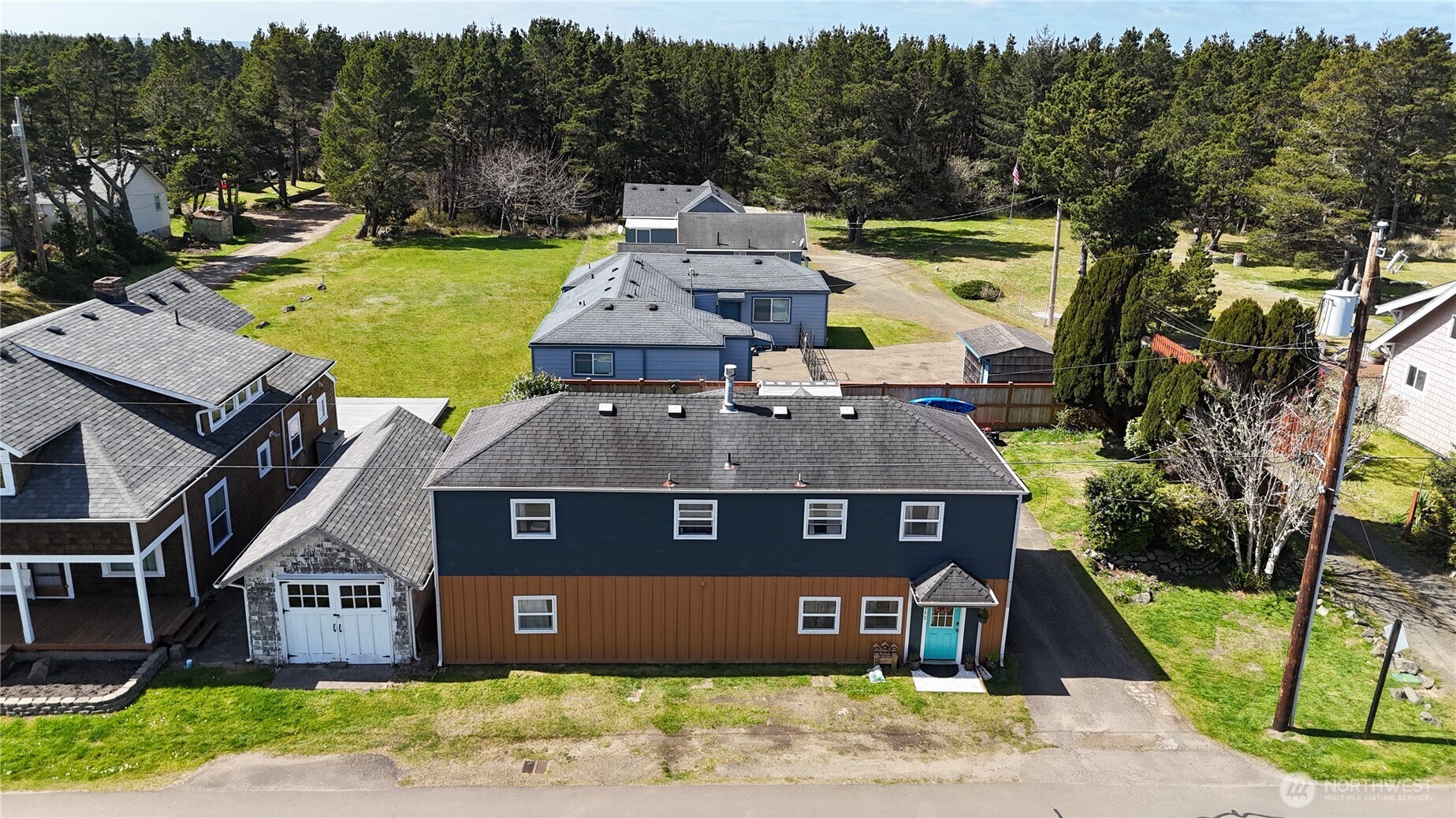 1911 Ocean Beach Boulevard S Long Beach WA 98631