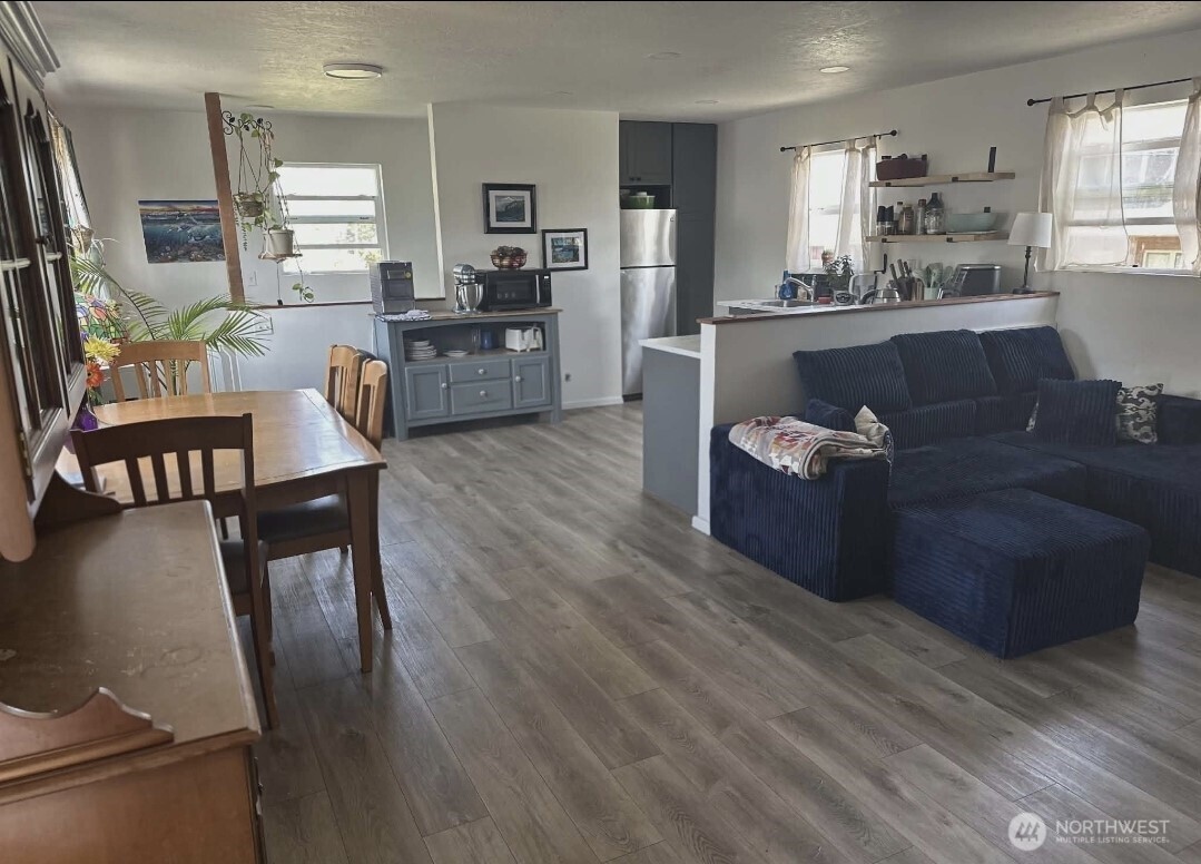 1911 Ocean Beach Boulevard S Long Beach WA 98631