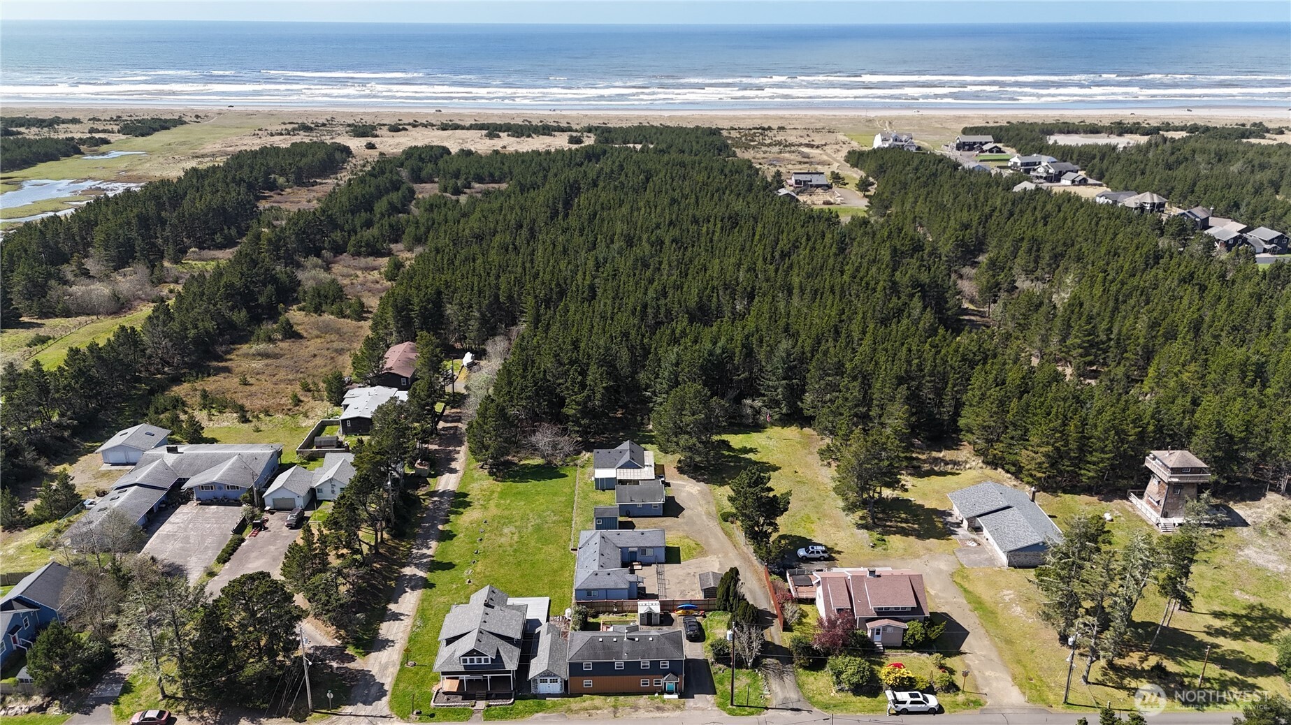1911 Ocean Beach Boulevard S Long Beach WA 98631