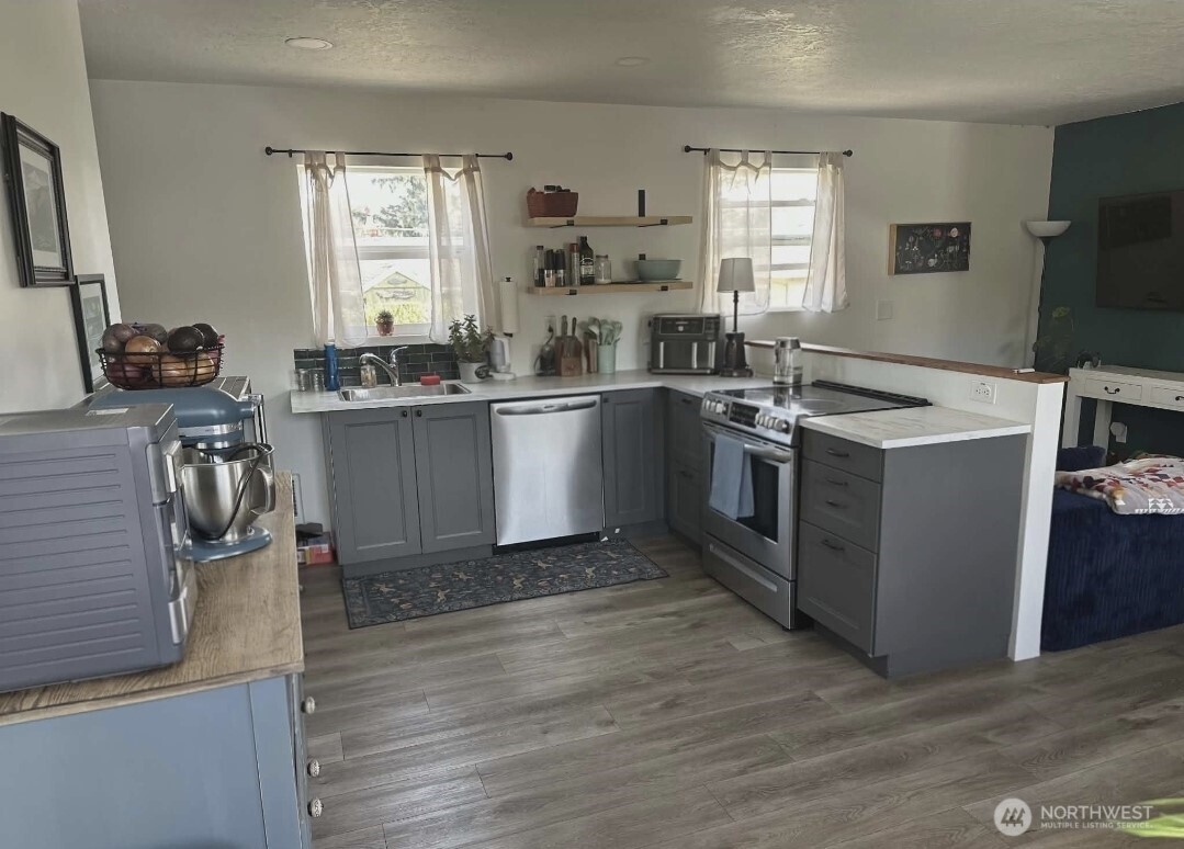 1911 Ocean Beach Boulevard S Long Beach WA 98631