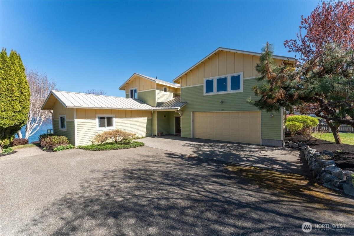 1606 S Lakeshore Road Chelan WA 98816