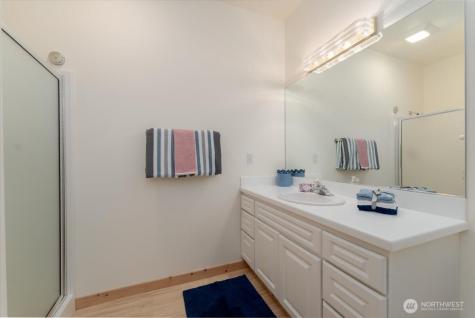 1606 S Lakeshore Road Chelan WA 98816