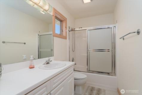 1606 S Lakeshore Road Chelan WA 98816