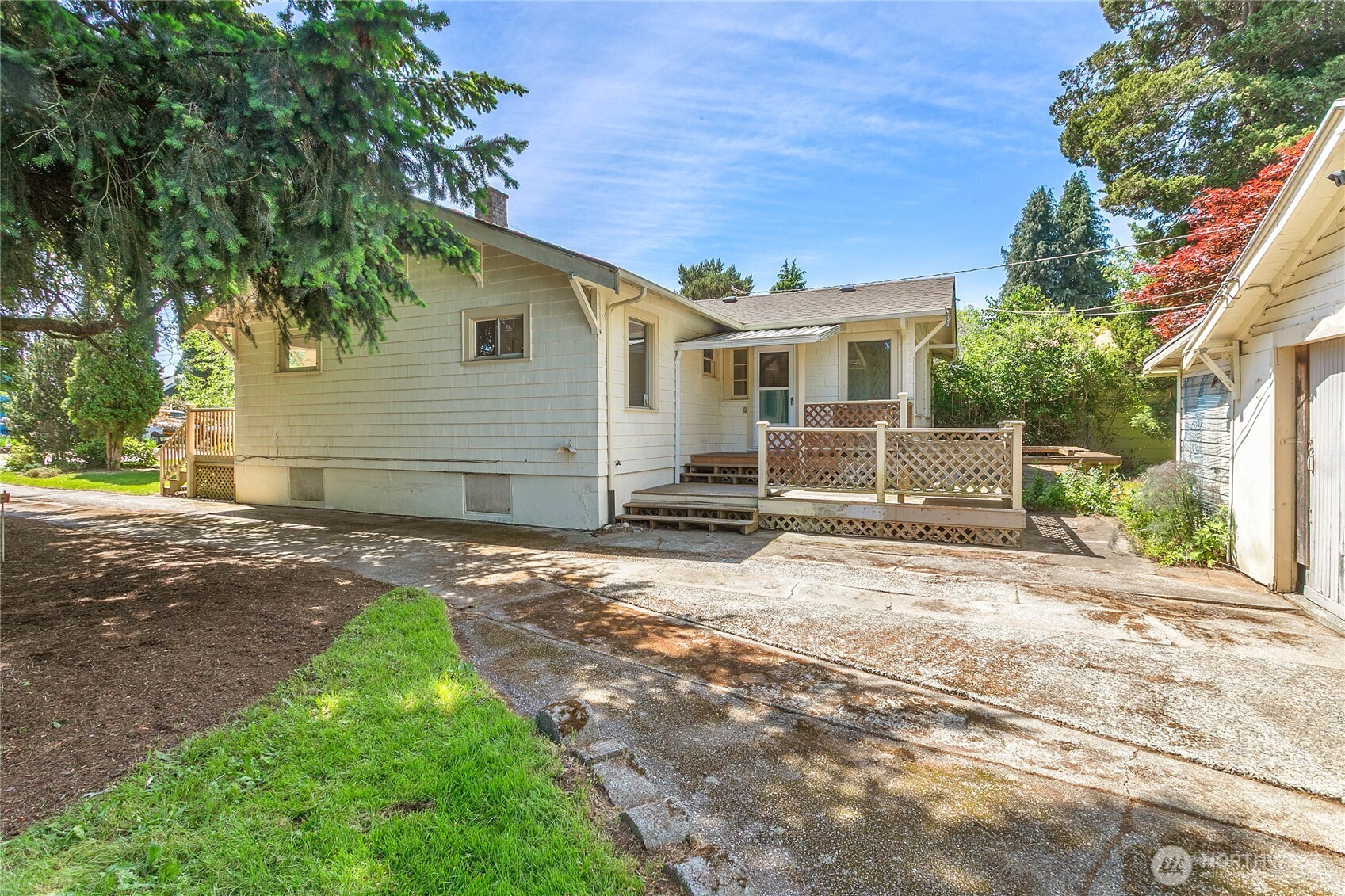 1610 E Maplewood Avenue Bellingham WA 98225