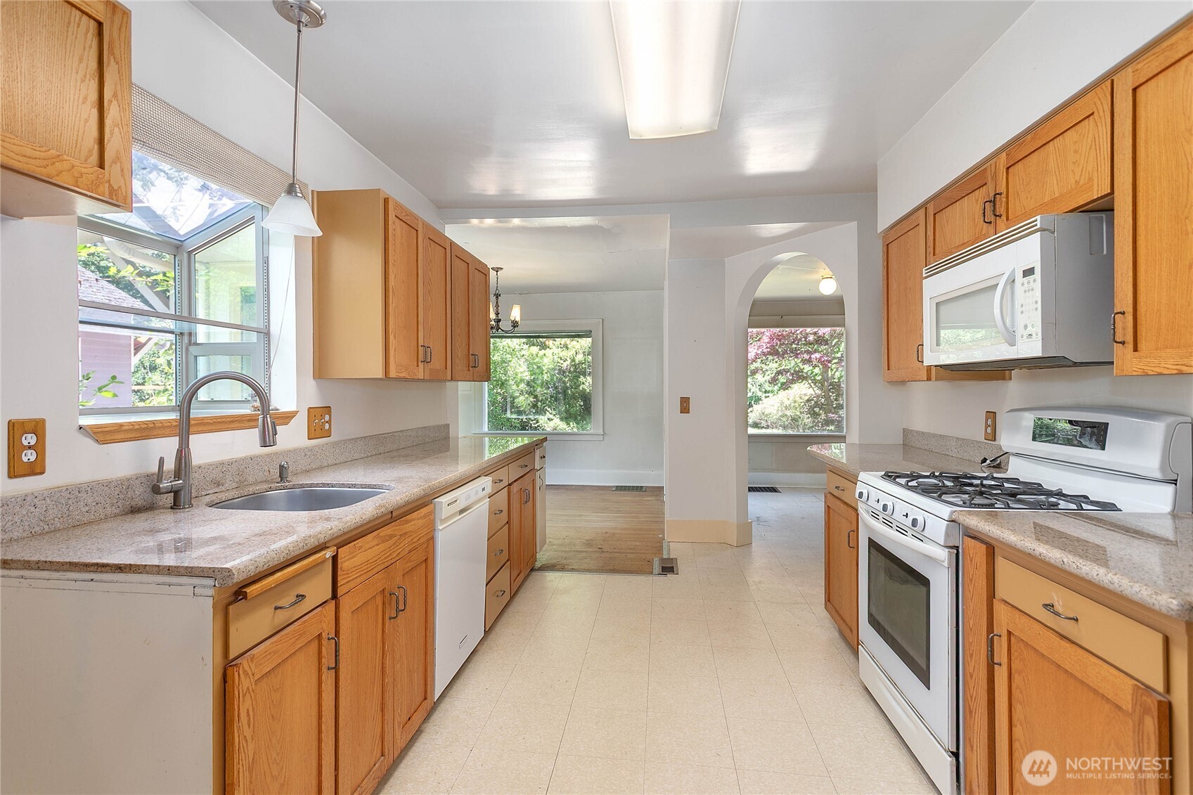 1610 E Maplewood Avenue Bellingham WA 98225