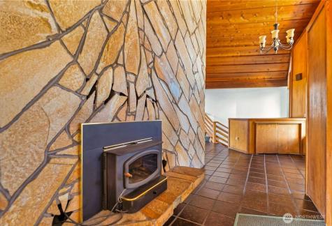 323 Eastlake Road Oroville WA 98844