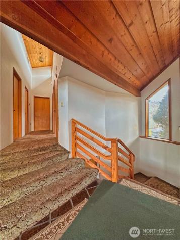 323 Eastlake Road Oroville WA 98844