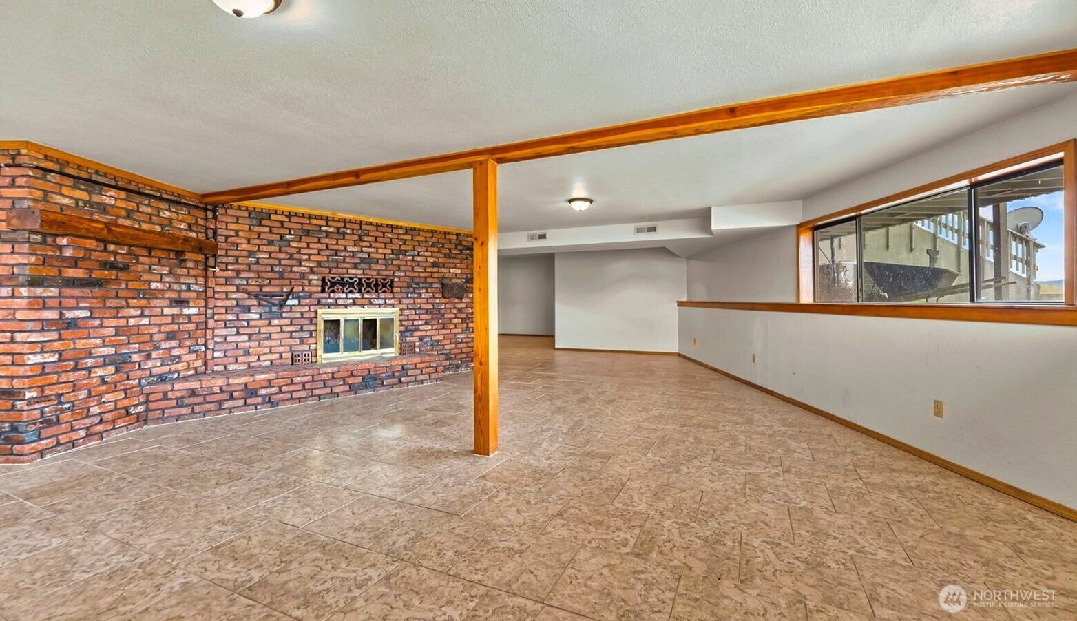 323 Eastlake Road Oroville WA 98844
