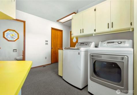 323 Eastlake Road Oroville WA 98844