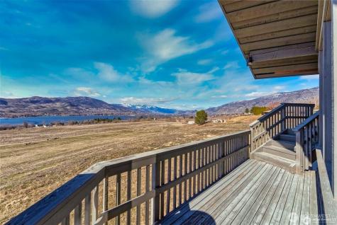 323 Eastlake Road Oroville WA 98844