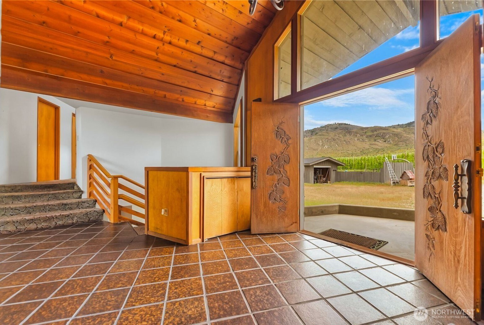 323 Eastlake Road Oroville WA 98844