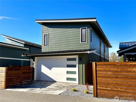4302 Creston Way Bellingham WA 98226