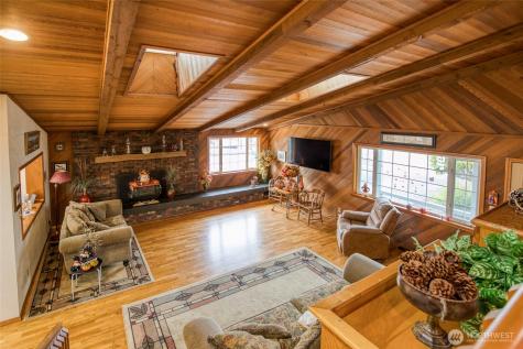 416 N 1st Street Montesano WA 98563