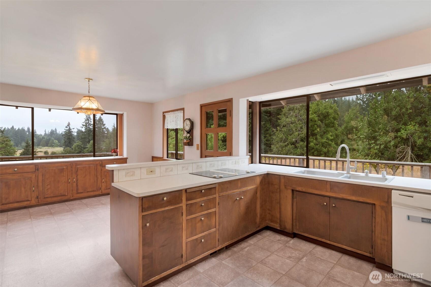 6255 Turkey Hill Road Clinton WA 98236