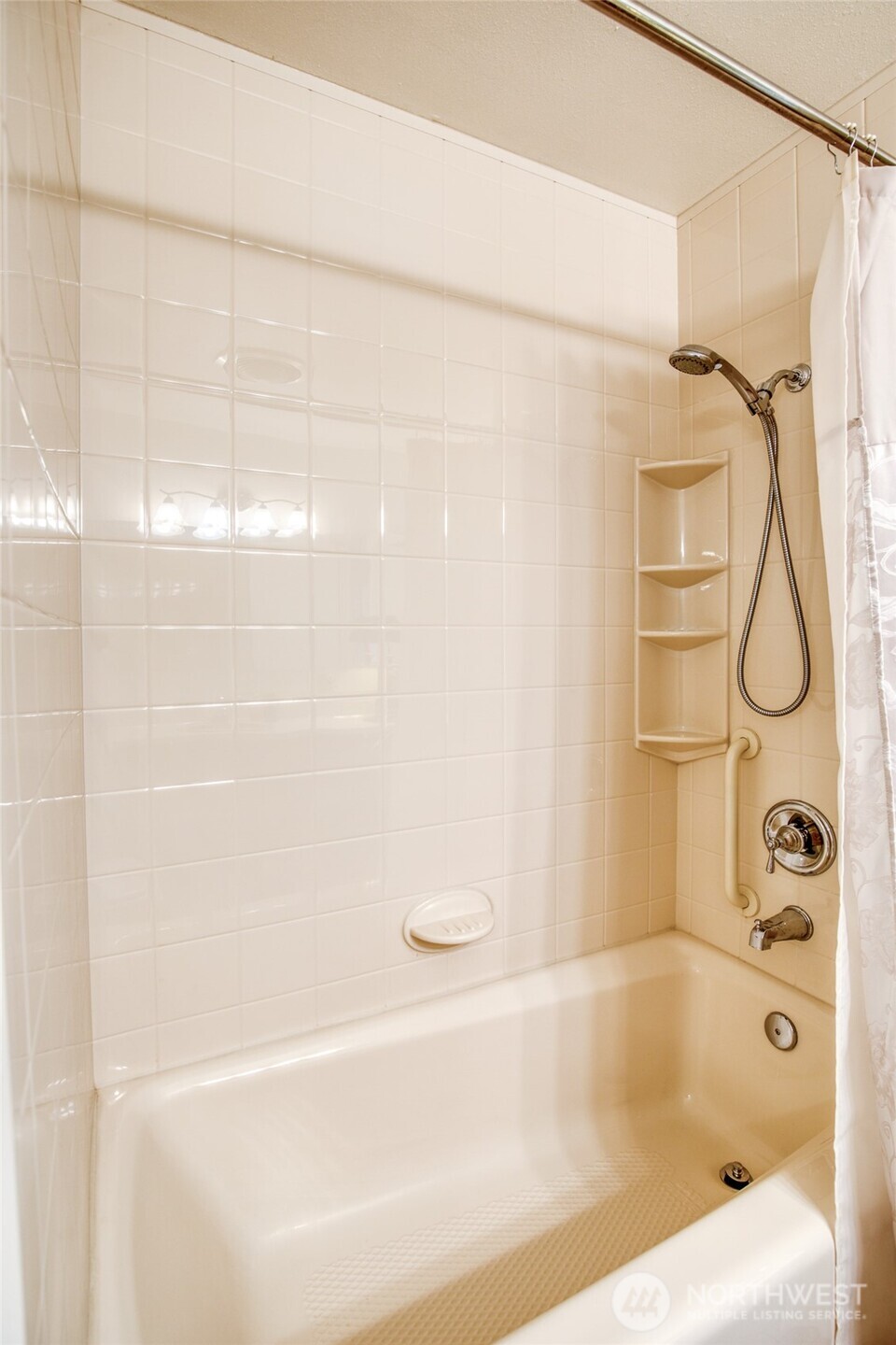 6109 Ridgeview Drive Aberdeen WA 98520