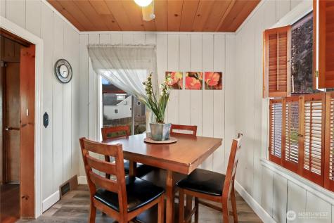 5762 Chico Way NW Bremerton WA 98312