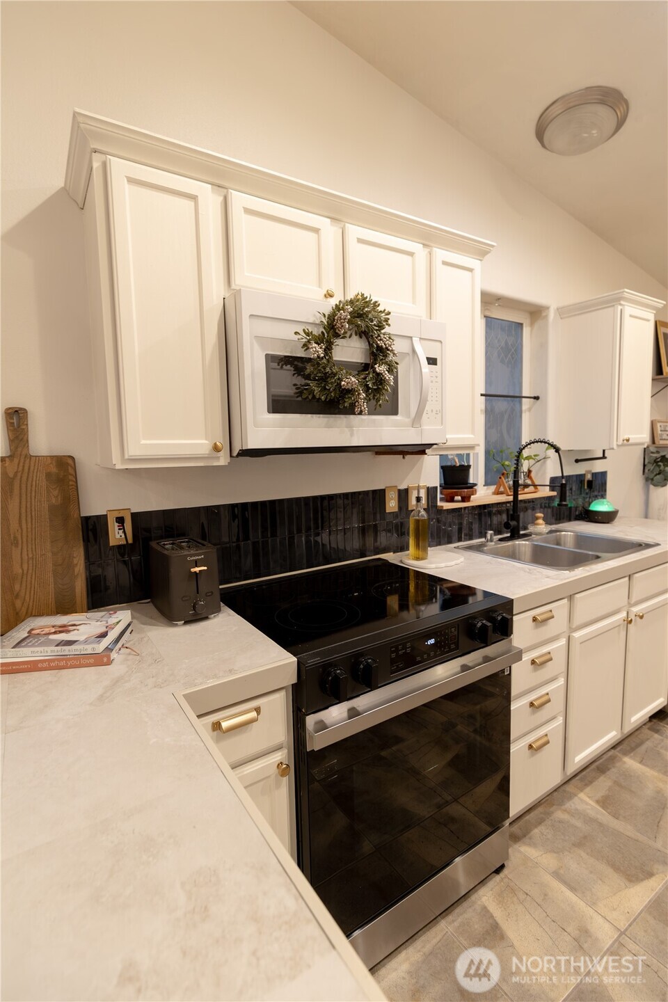 1524 E 200th Street Court Spanaway WA 98387
