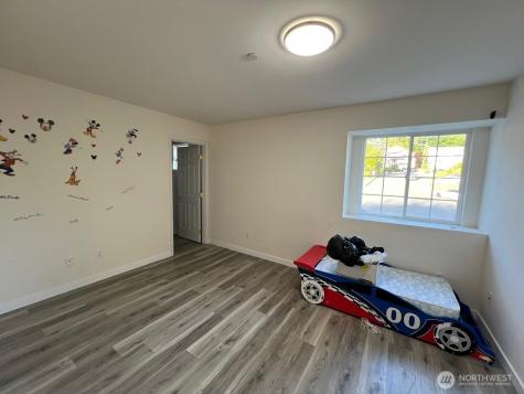 9525 S 221st Place Kent WA 98031