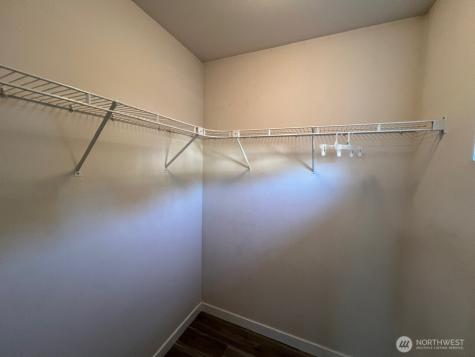 9525 S 221st Place Kent WA 98031