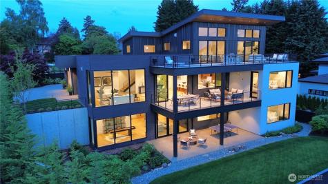 1032 89th Avenue NE Bellevue WA 98004