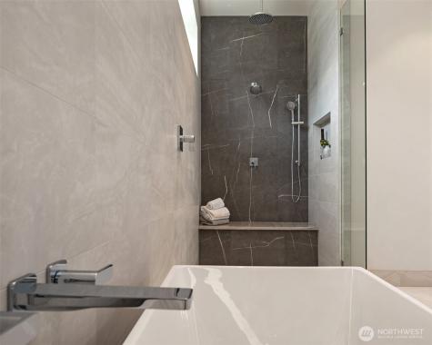 1032 89th Avenue NE Bellevue WA 98004