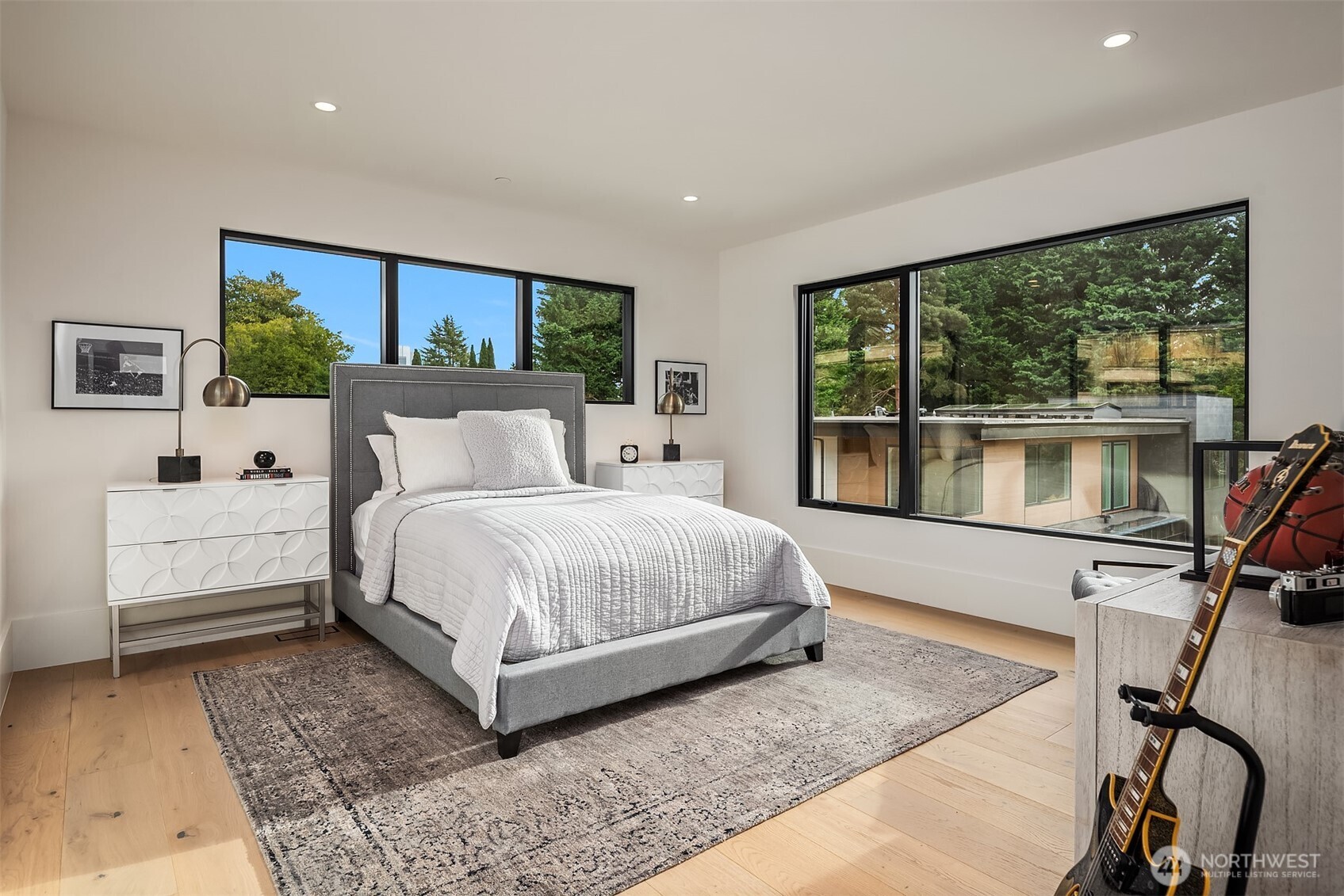 1032 89th Avenue NE Bellevue WA 98004