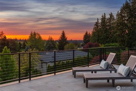 1032 89th Avenue NE Bellevue WA 98004