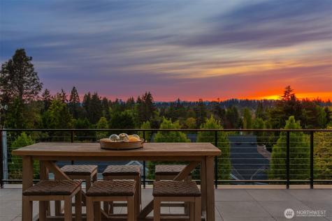 1032 89th Avenue NE Bellevue WA 98004