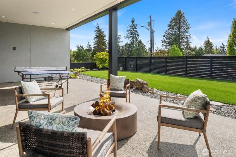 1032 89th Avenue NE Bellevue WA 98004