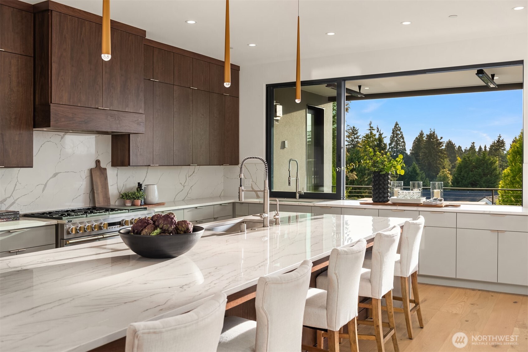 1032 89th Avenue NE Bellevue WA 98004