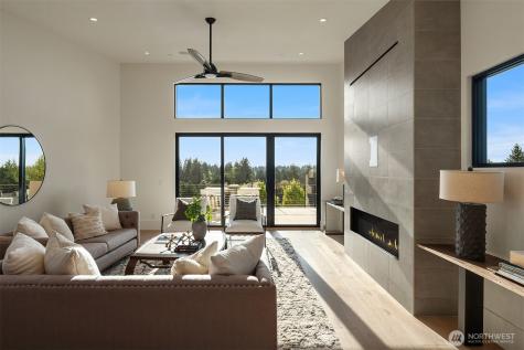 1032 89th Avenue NE Bellevue WA 98004