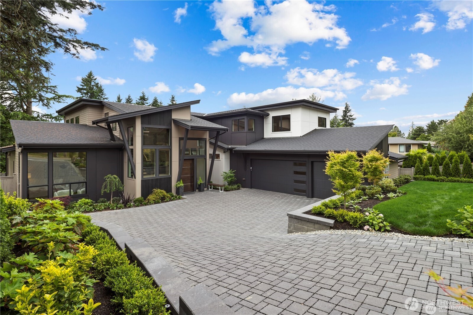 5515 108th Avenue NE Kirkland WA 98033