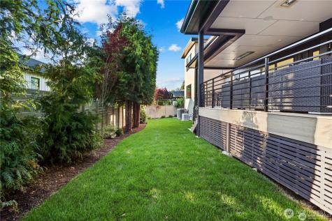 5515 108th Avenue NE Kirkland WA 98033