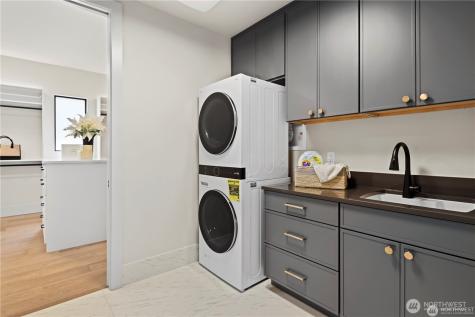 5515 108th Avenue NE Kirkland WA 98033