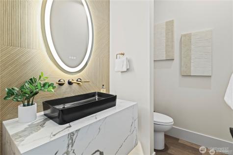 5515 108th Avenue NE Kirkland WA 98033