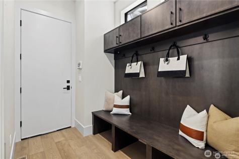 5515 108th Avenue NE Kirkland WA 98033