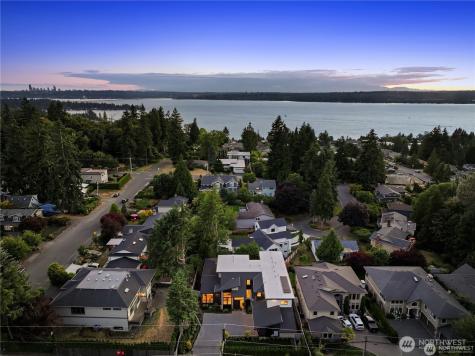 5515 108th Avenue NE Kirkland WA 98033