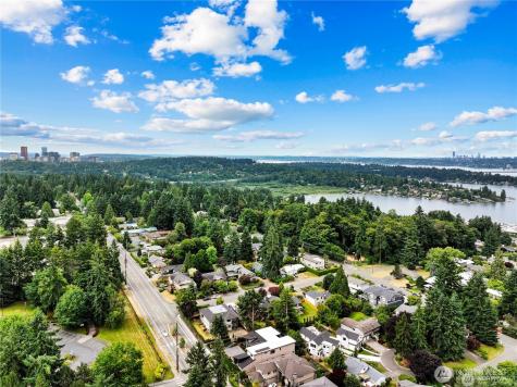 5515 108th Avenue NE Kirkland WA 98033