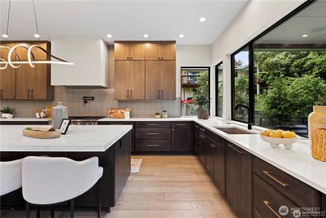 5515 108th Avenue NE Kirkland WA 98033