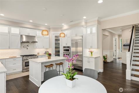 6903 NE New Brooklyn Road Bainbridge Island WA 98110