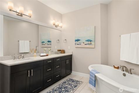 6903 NE New Brooklyn Road Bainbridge Island WA 98110
