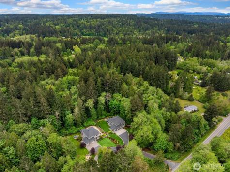 6903 NE New Brooklyn Road Bainbridge Island WA 98110