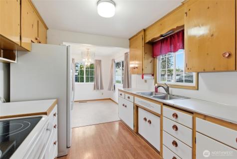 1205 118th Street S Tacoma WA 98444