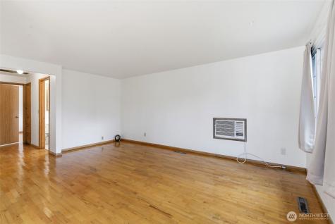 1205 118th Street S Tacoma WA 98444