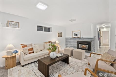 2001 NE 12th Street Renton WA 98056