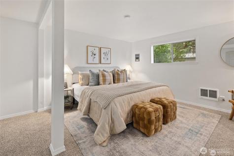 2001 NE 12th Street Renton WA 98056