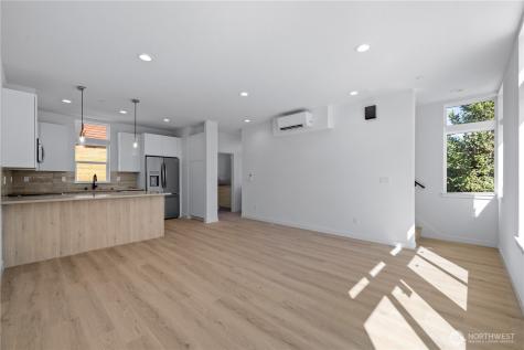 1136 NW 57th Street Seattle WA 98107