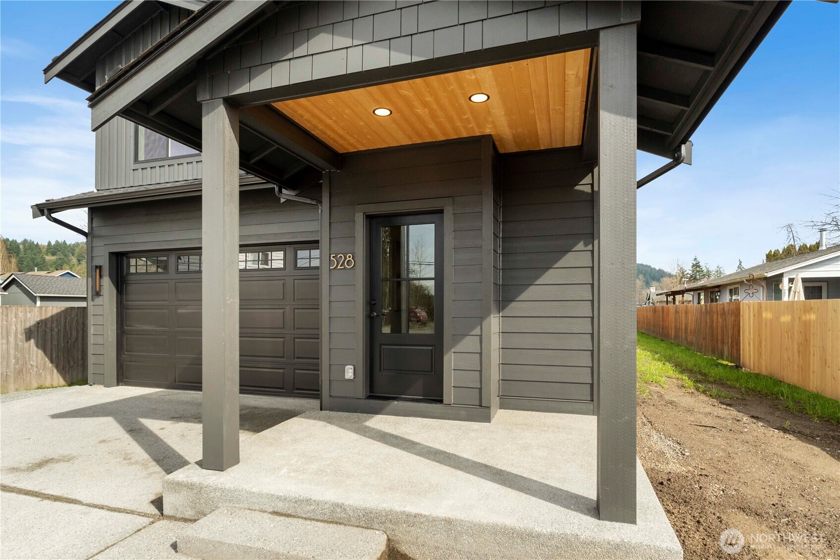 528 Harman Way S Orting WA 98360
